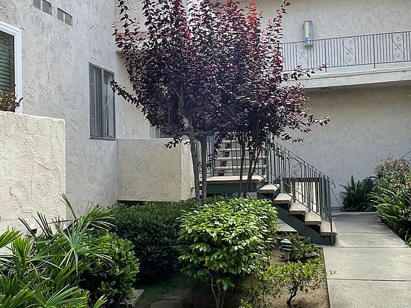 4th image of 10970 Palms Blvd #2