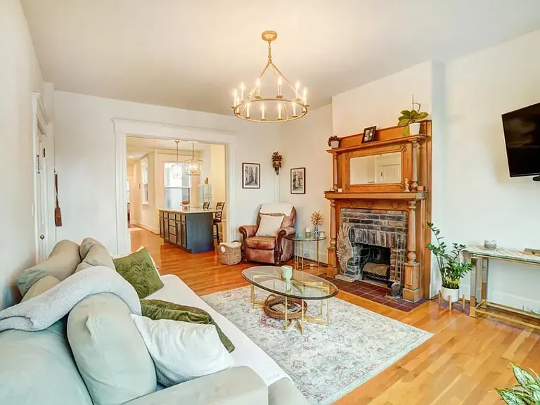 336 Milton St #6 — Photo 9
