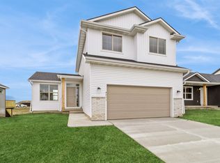 4211 NE 3rd St, Ankeny, IA 50021