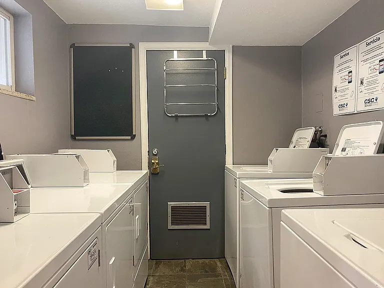 336 N Grant St #203 — Photo 17