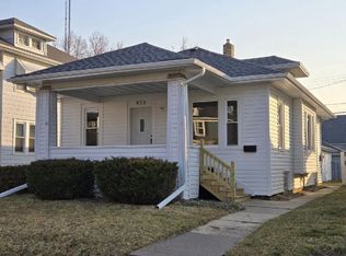 923 Hayes Ave, Racine, WI 53405