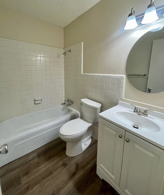 2 bed, 806 sqft, $1,095 — Photo 4