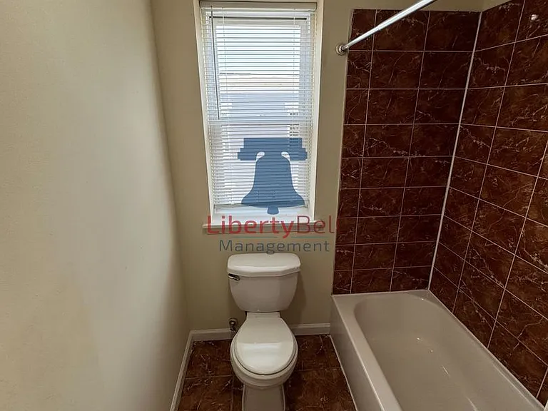5814 Master St — Photo 12