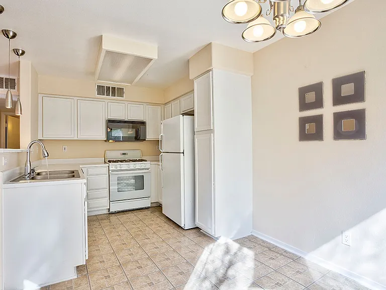 3035 Casey Dr #201 — Photo 28