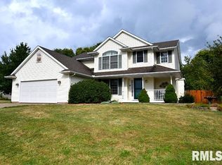 5 N Meadowbrook Dr, Geneseo, IL 61254