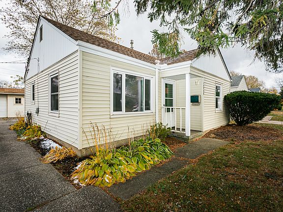 2nd image of 15738 Leigh Ellen Ave