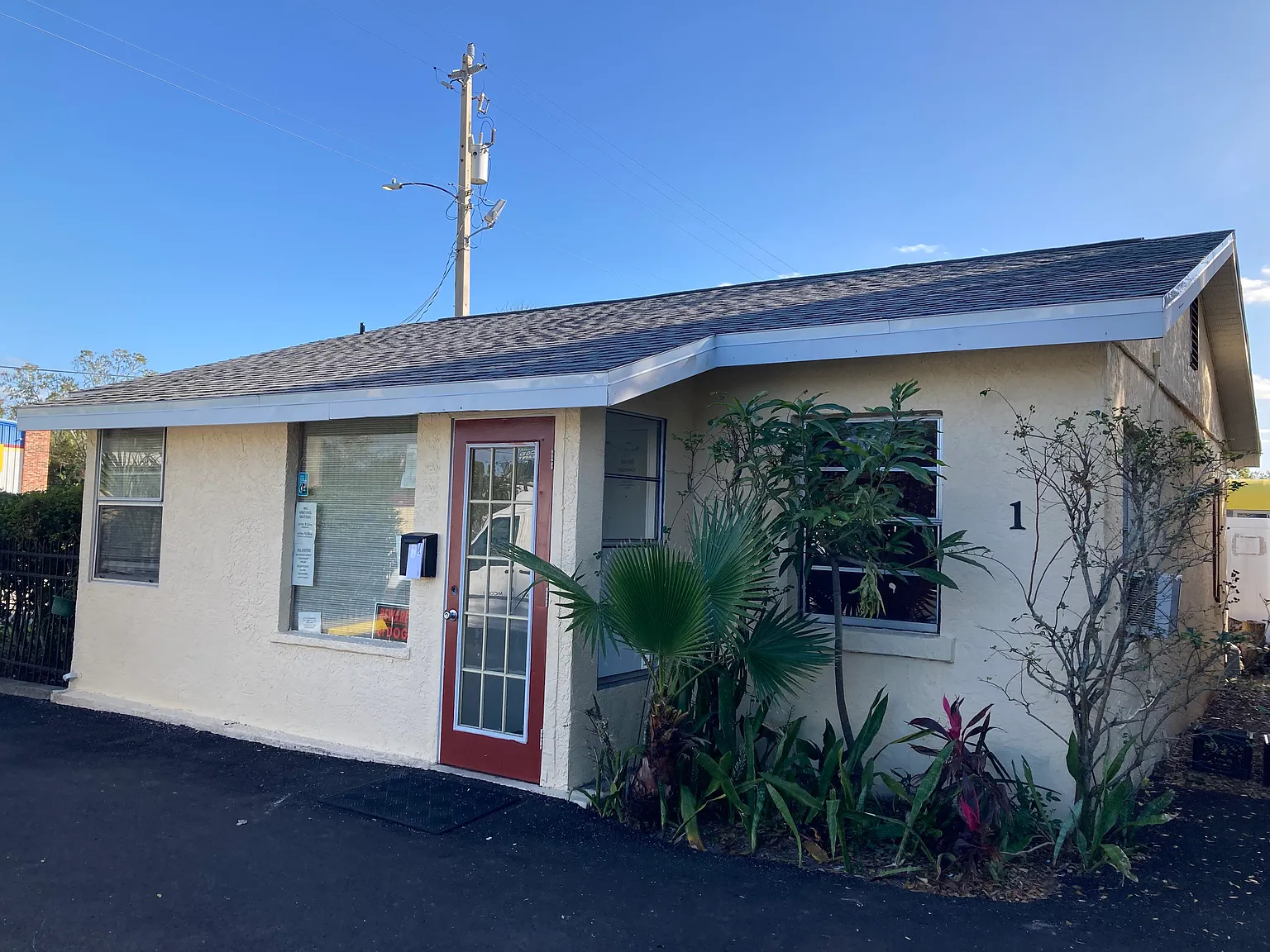 2 bed, 900 sqft, $1,500 — Photo 1