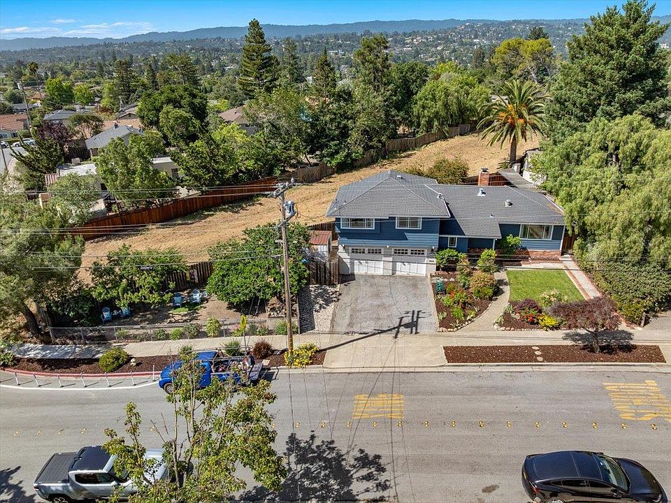1st image of 530 Avenue Del Ora
