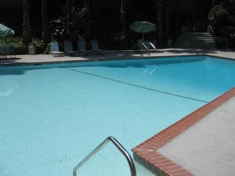1st image of 1517 E Garfield Ave APT 106