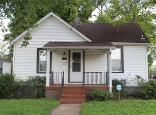 16 Compton Ave, Saint Louis, MO 63135