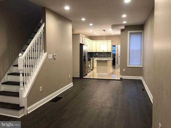 2nd image of 3144 Aramingo Ave