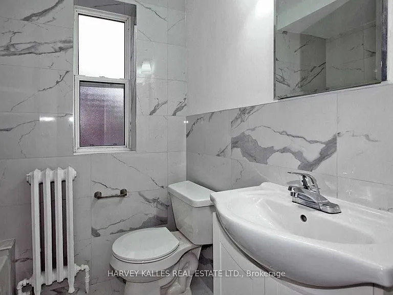 149 Kitchener Ave #B — Photo 7