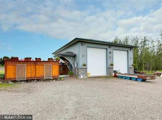 1206 S Crown Rd, Fairbanks, AK 99709