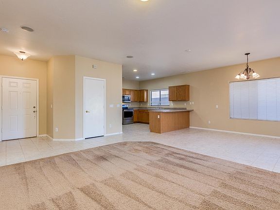 3rd image of 8503 W Papago St