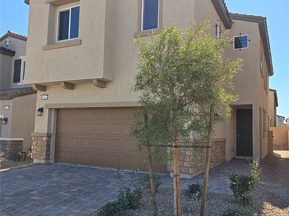 2nd image of 10643 Deibel Ave