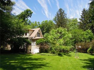 32 East Ln, Suffern, NY 10901