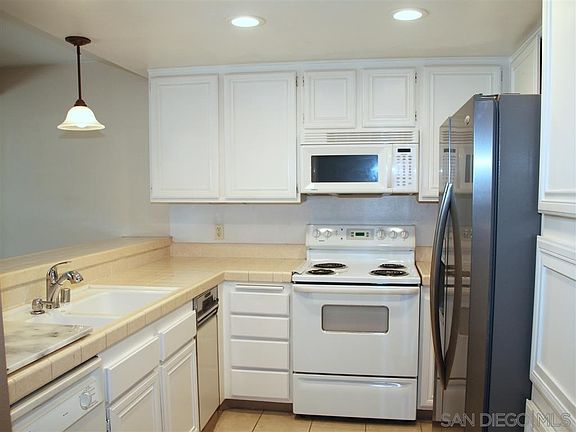 2nd image of 6876 Caminito Montanoso Unit 17