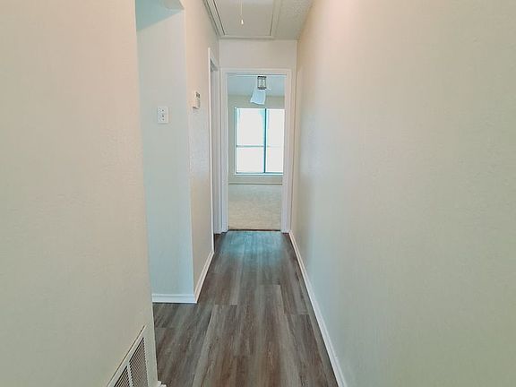 4th image of 926-928 Westover Dr #926