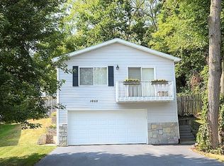 1055 Bayview Ave, Twin Lakes, WI 53181