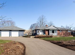 21 Spring Garden Rd, Middleton, NS B0S1P0