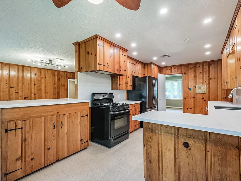 5450 Stillbrooke Dr — Photo 8