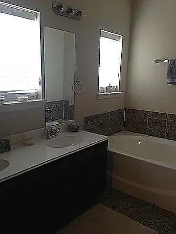 209 Wooded Glen Ct — Photo 10