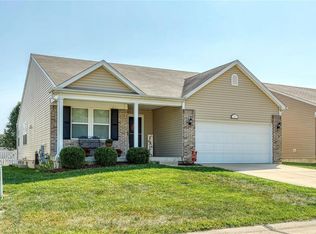 767 Rockshire Dr, Herculaneum, MO 63048