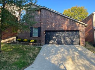 2284 Valencia Dr, Lexington, KY 40513