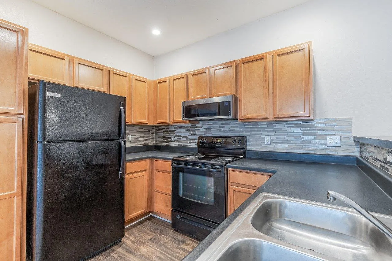 The Overlook At Golden Hills Apartment Homes — Photo 2