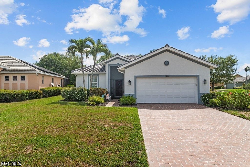 3284 Magnolia Landing Ln