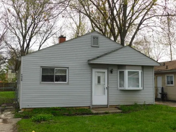 7420 Cavell St, Westland, MI 48185