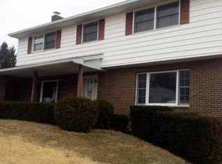 832 Irving Ave, Endicott, NY 13760