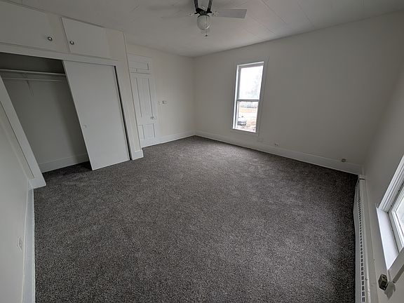 4th image of 407 W Salem Ave #1
