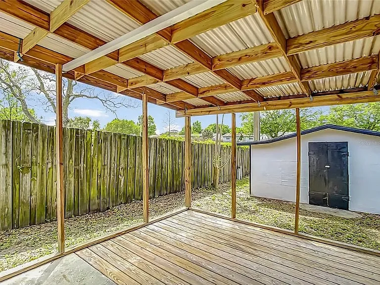 1 bed, 1.0 bath, 120 sqft, $875 — Photo 8