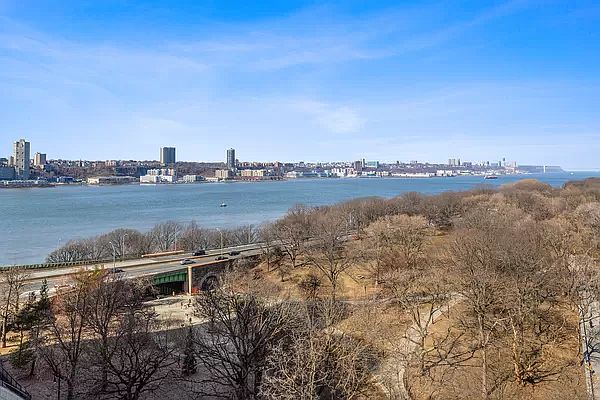 1st image of 330 W 72nd St APT 11B