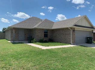 4704 River Mesa Dr, Yukon, OK 73099