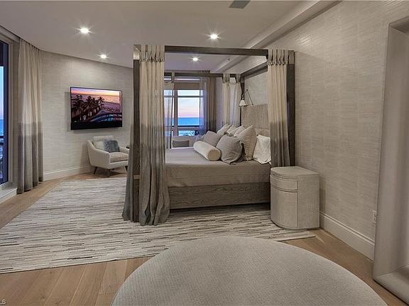 4th image of 1801 Gulf Shore Blvd N #502