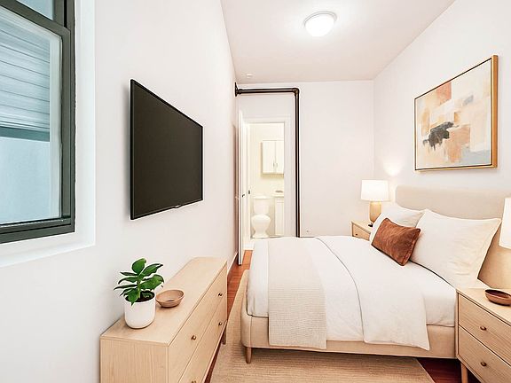 4th image of 214 E 88th St APT 1B