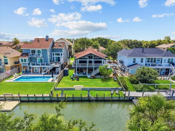 23 Harbor Ln, Kemah, TX 77565