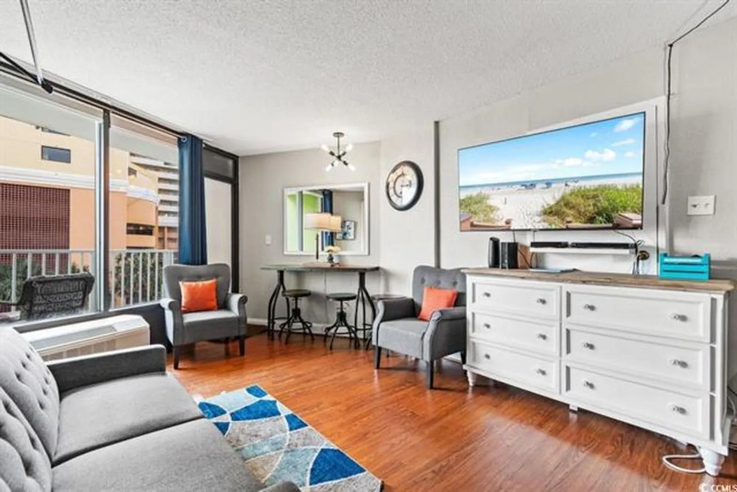 Studio, 1.0 bath, 376 sqft, $2,554 — Photo 1