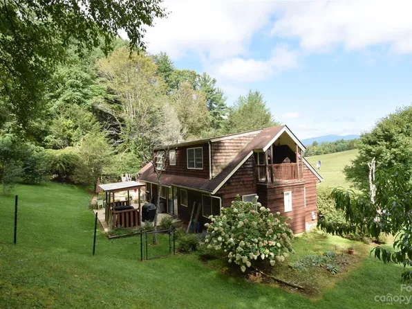 1724 White Oak Rd, Bakersville, NC 28705