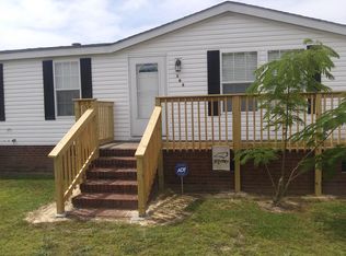 586 State Highway 142 W, Bethel, NC 27812