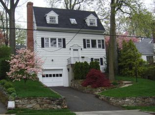 42 Mountain Ave, Larchmont, NY 10804