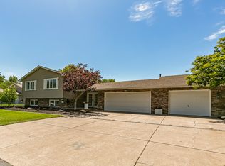 3530 E Harbor Dr, Bettendorf, IA 52722
