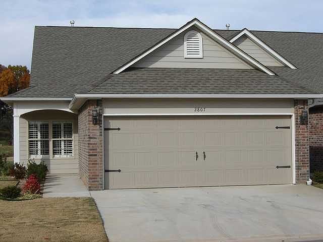 1st image of 2807 W Valley West Ct