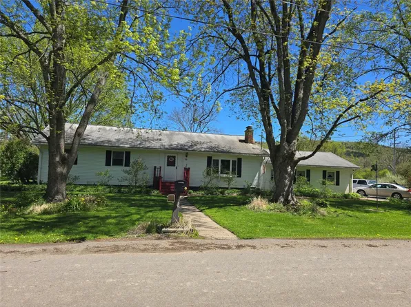 70 Danton Dr, Newark Valley, NY 13811