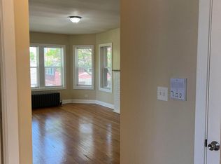655 E 82nd St #3, Chicago, IL 60619