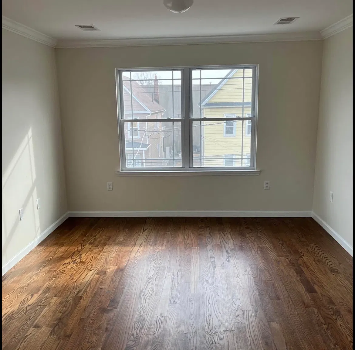 3 bed, $2,700 — Photo 4