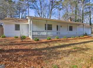 105 Longview Cir, Stockbridge, GA 30281