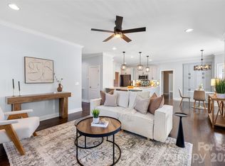 5508 Tillery Ln, Gastonia, NC 28056
